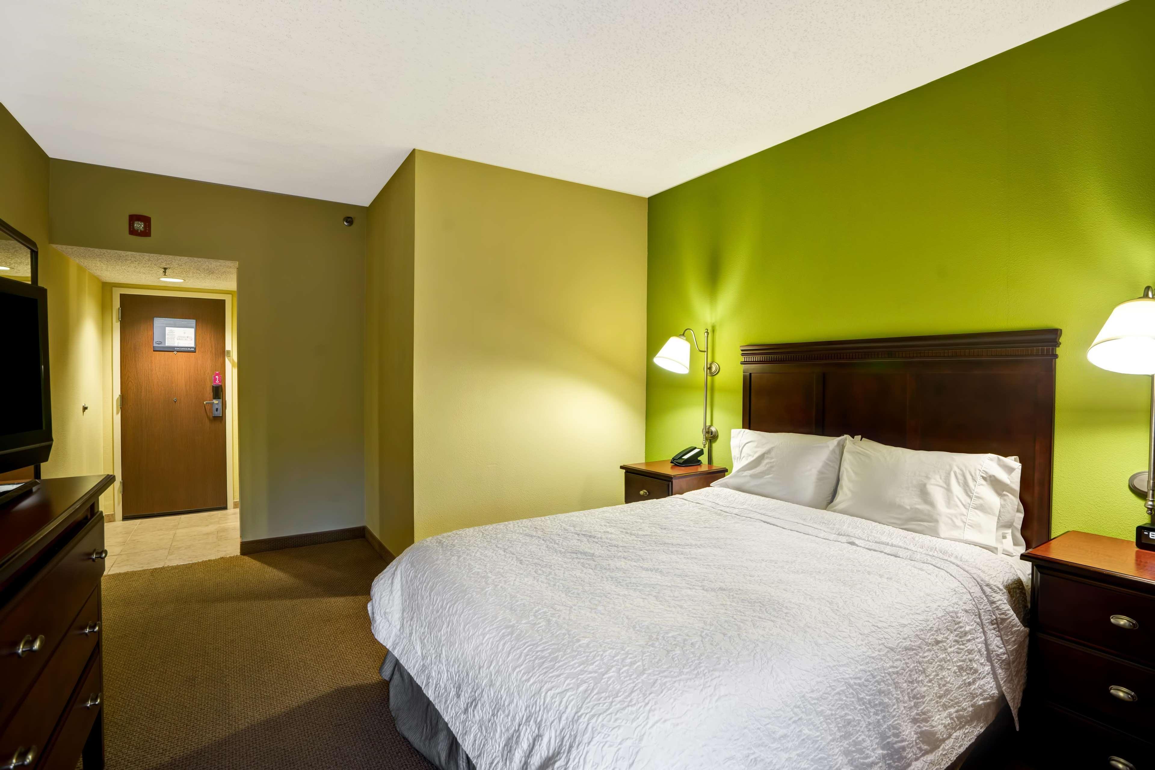 Hampton Inn Morgantown Exterior foto