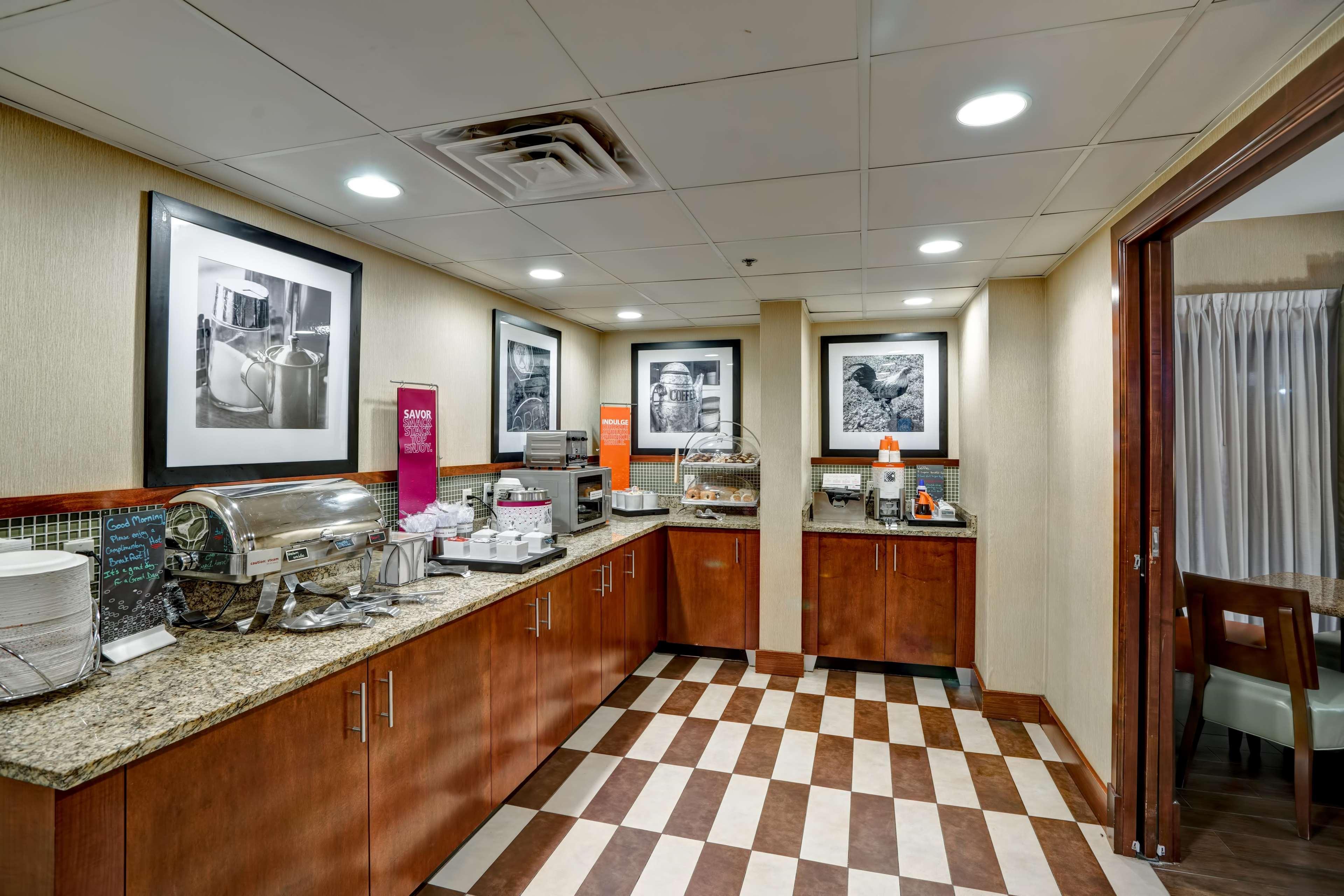 Hampton Inn Morgantown Exterior foto