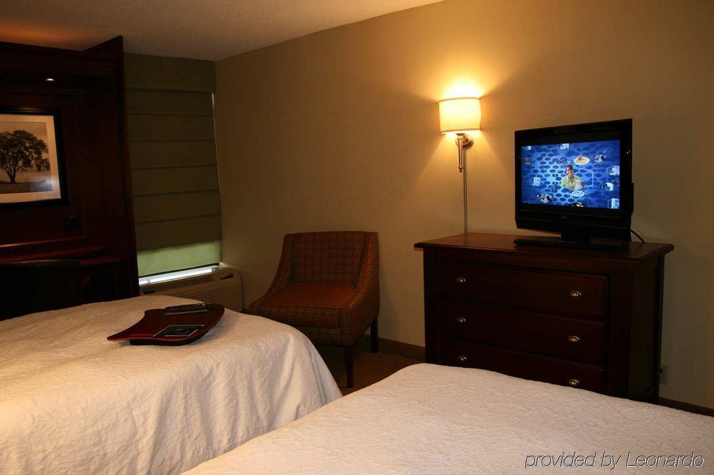 Hampton Inn Morgantown Zimmer foto